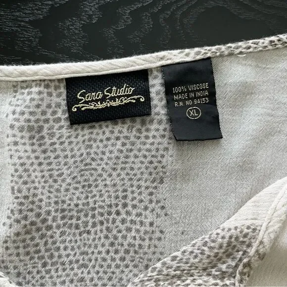 Sara Studio Blouse w/tasseled Tie 3/4 Sleeves Size XL Brown/Tan Print - EUC - Picture 5 of 9